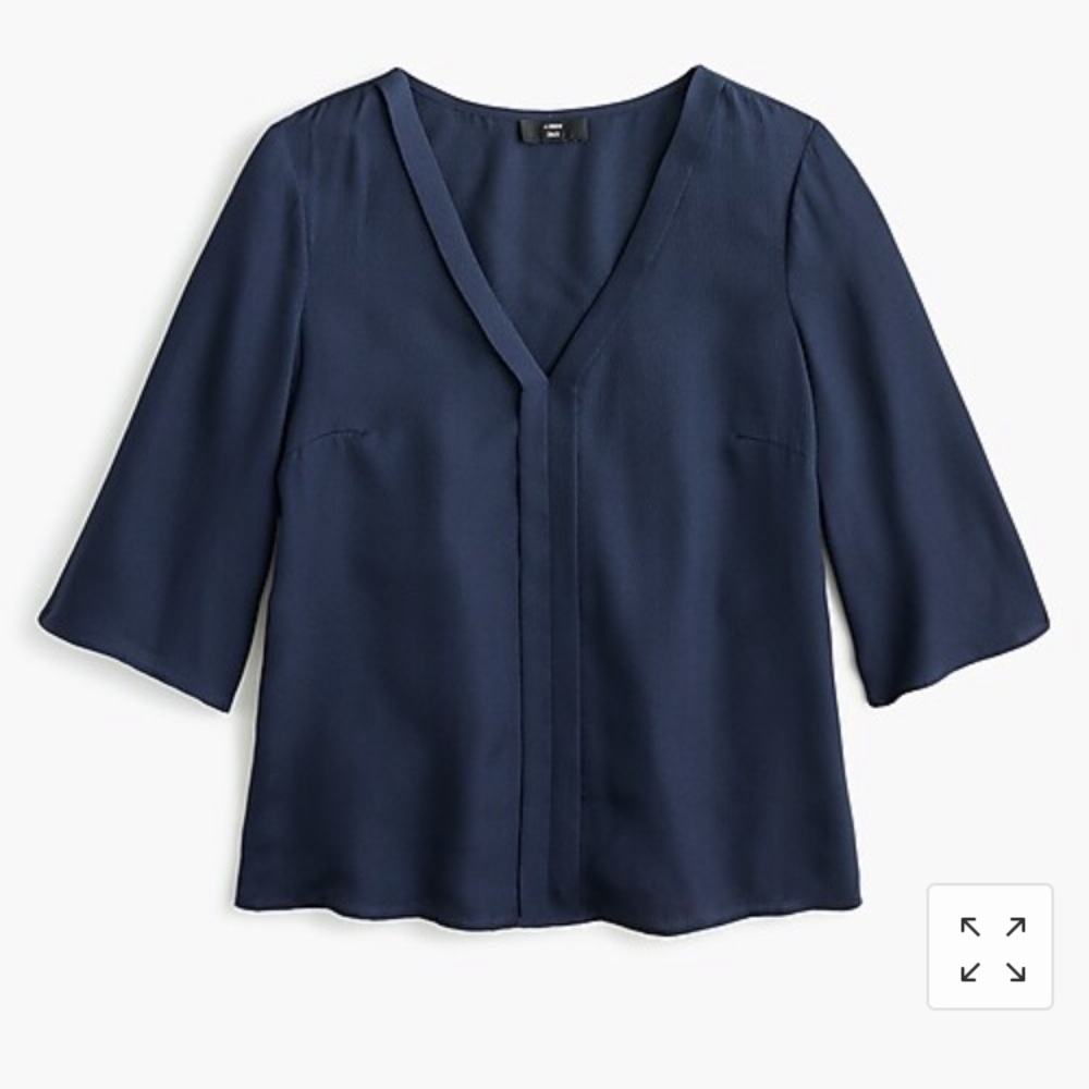 NWT！Jcrew V-neck top in hammered silk